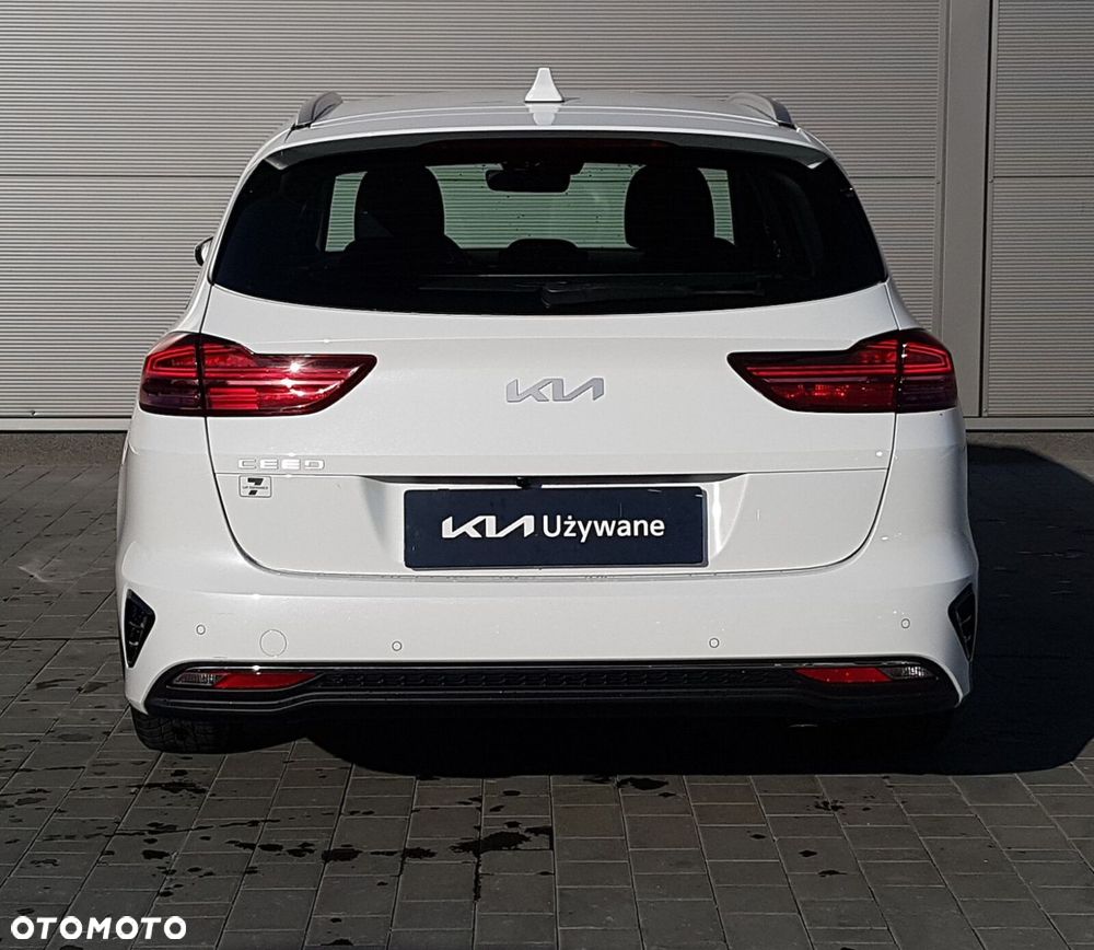 Kia Ceed 1.5 T-GDI M DCT - 12