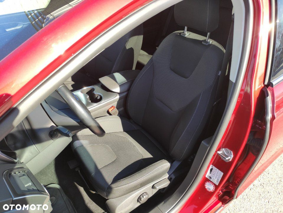 Ford Mondeo - 14