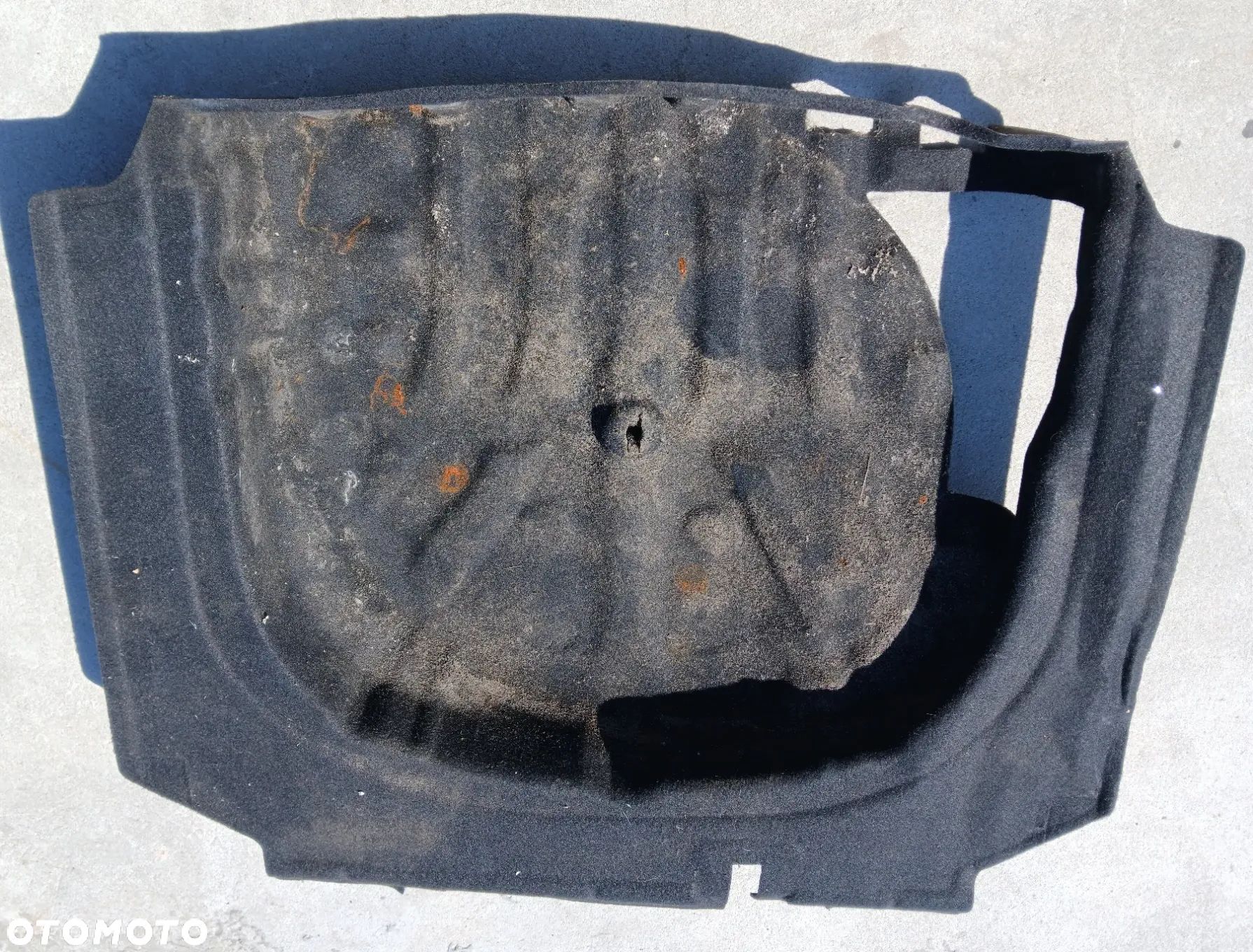 Wykładzina Wkład Bagażnika Koła Zapasowego VW Golf 7 VII 5G6863007E - 1