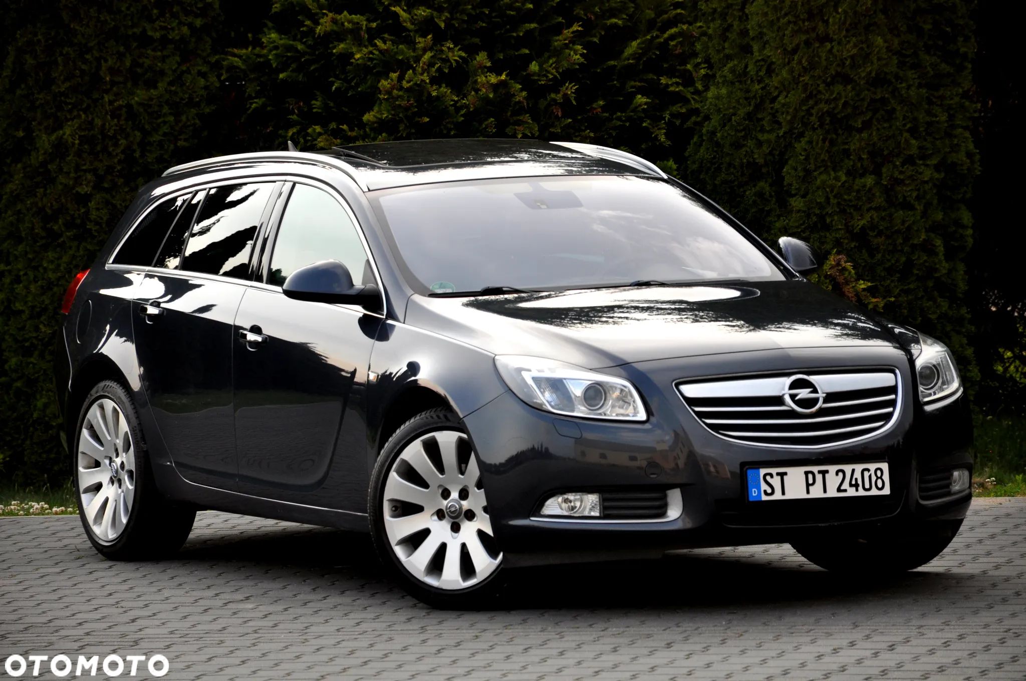 Opel Insignia 1.8 Cosmo - 1