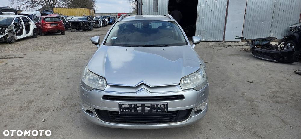CITROEN C5 III kombi belka wzmocnienie zderzaka przód - 1