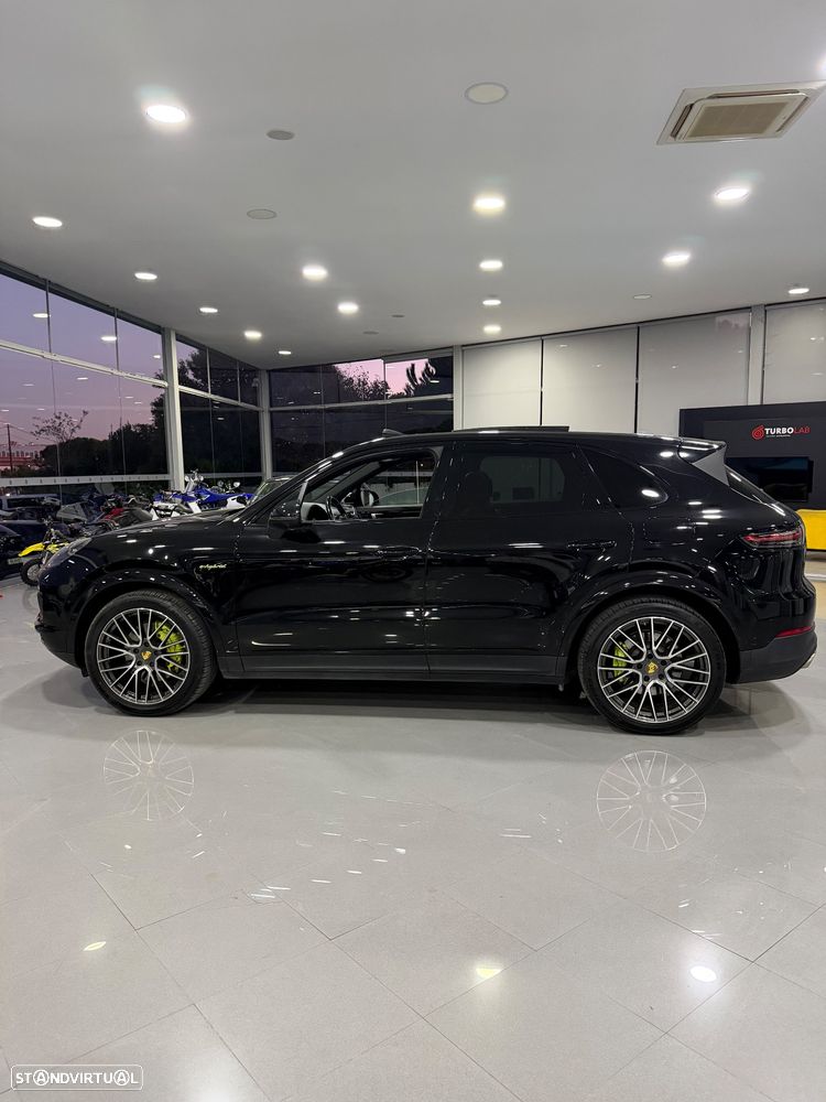 Porsche Cayenne - 8