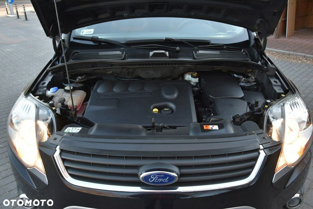 Ford Kuga 2.0 TDCi 4x4 Titanium - 29