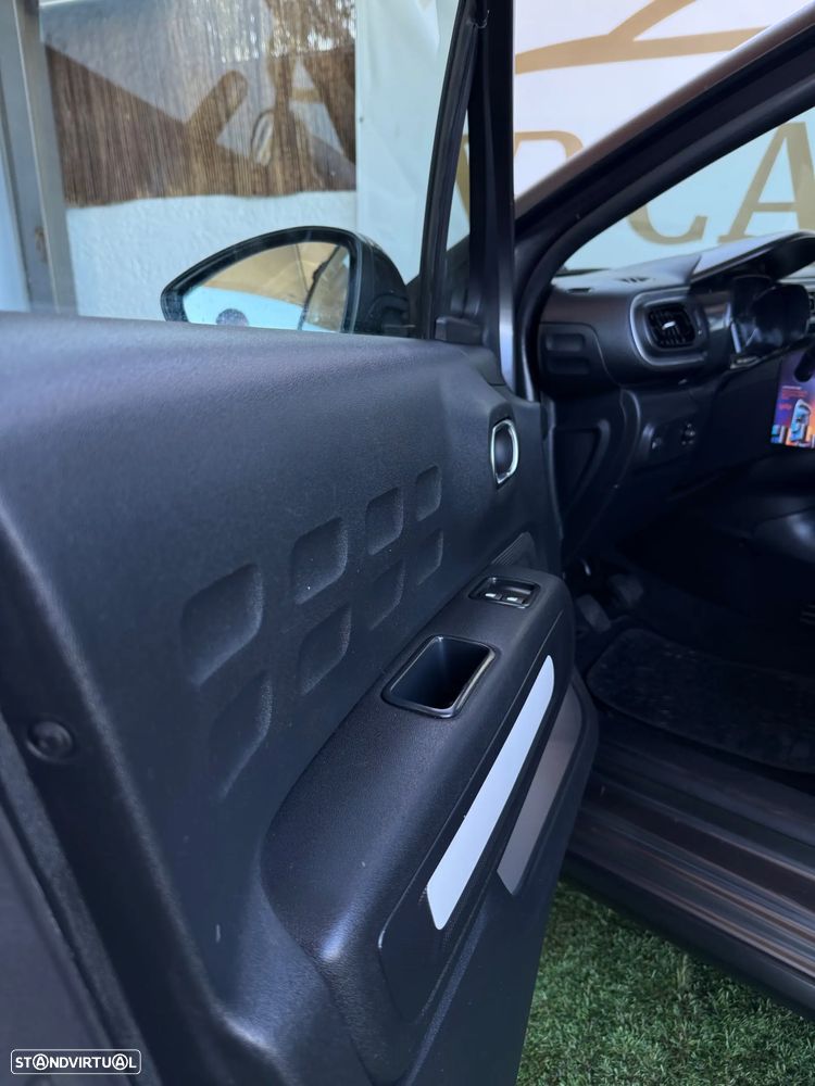 Citroën C3 1.2 PureTech C-Series - 15