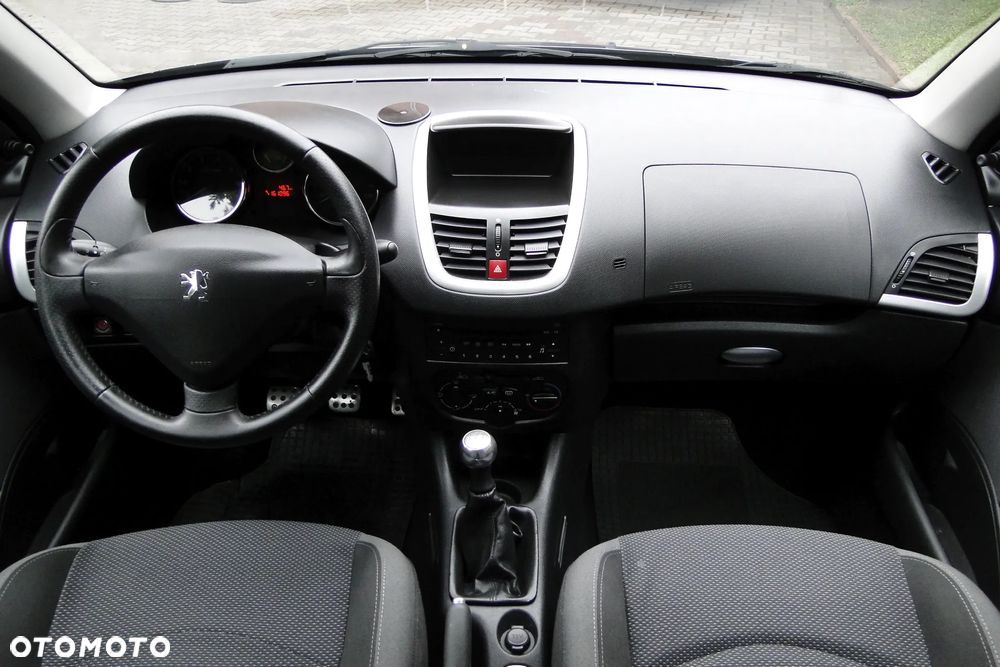 Peugeot 206 plus - 7