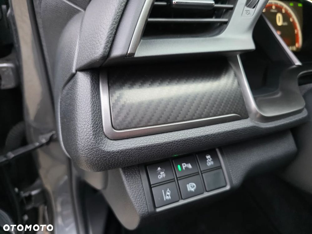 Honda Civic 1.5 T Sport (Navi) - 31