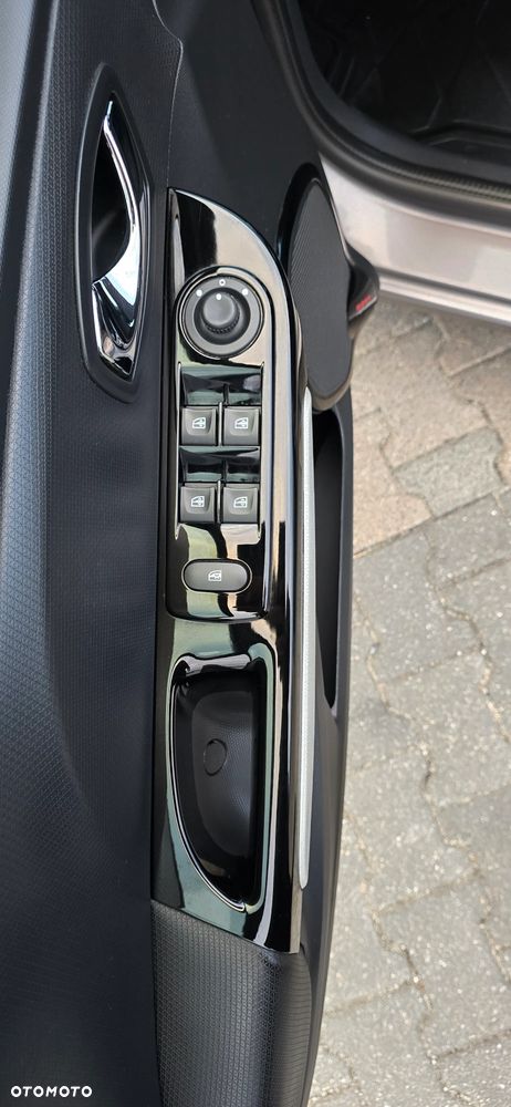 Renault Clio - 13