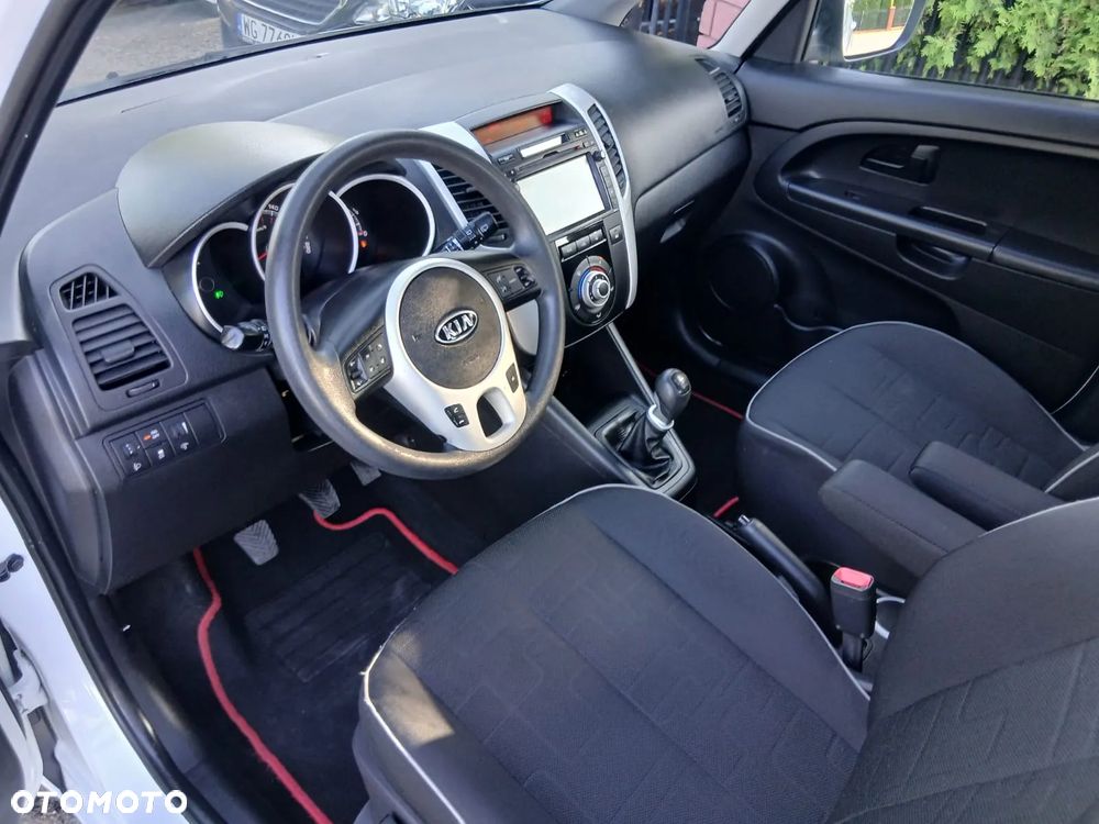 Kia Venga 1.6 Business Line - 19