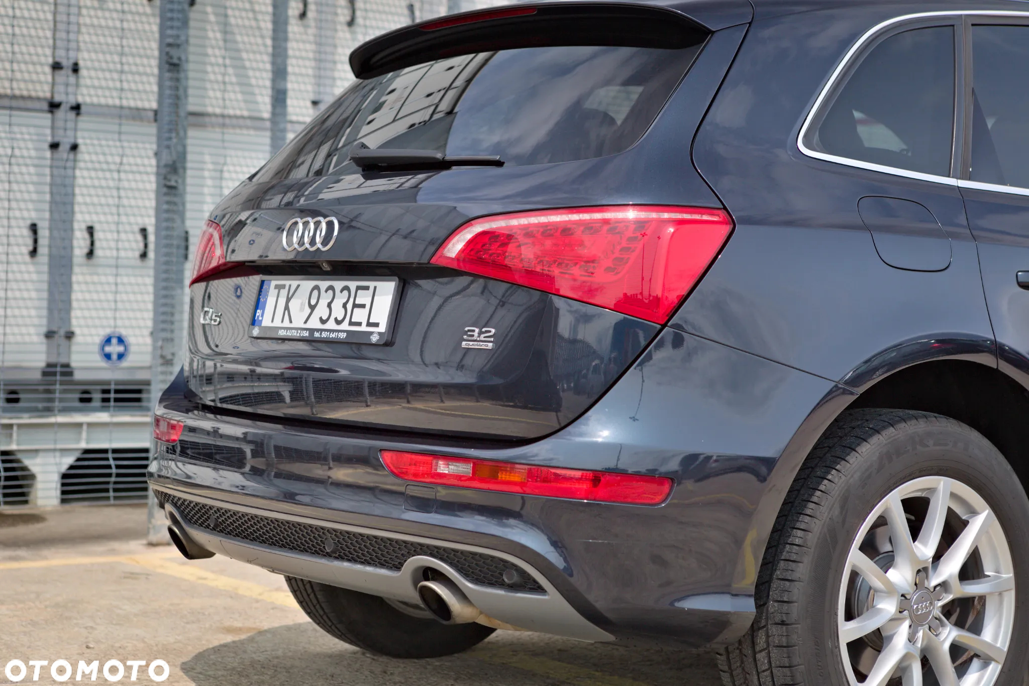 Audi Q5 3.2 FSI Quattro S tronic - 17