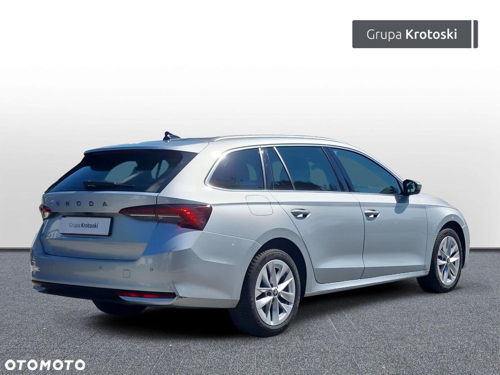 Skoda Octavia 1.5 TSI mHEV Selection DSG - 6
