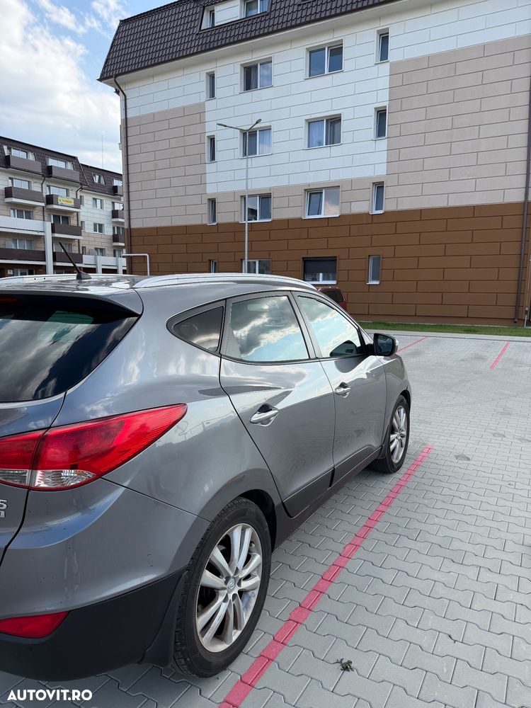Hyundai ix35 2.0 CRDI 4WD Automatik Style Heat - 2