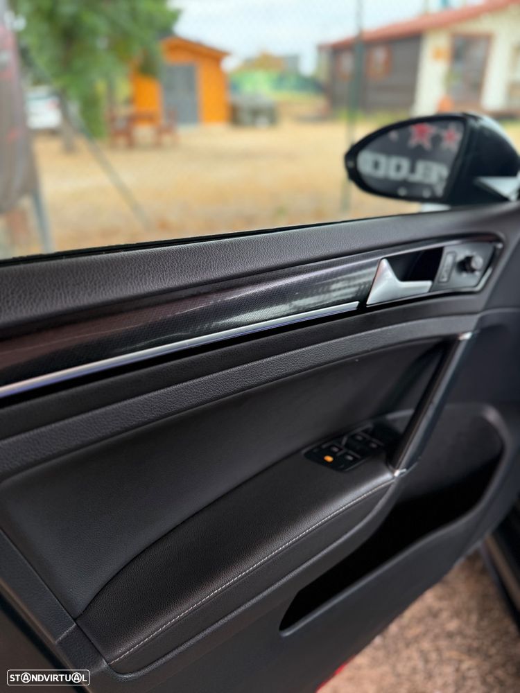 VW Golf R 4Motion BlueMotion DSG - 13