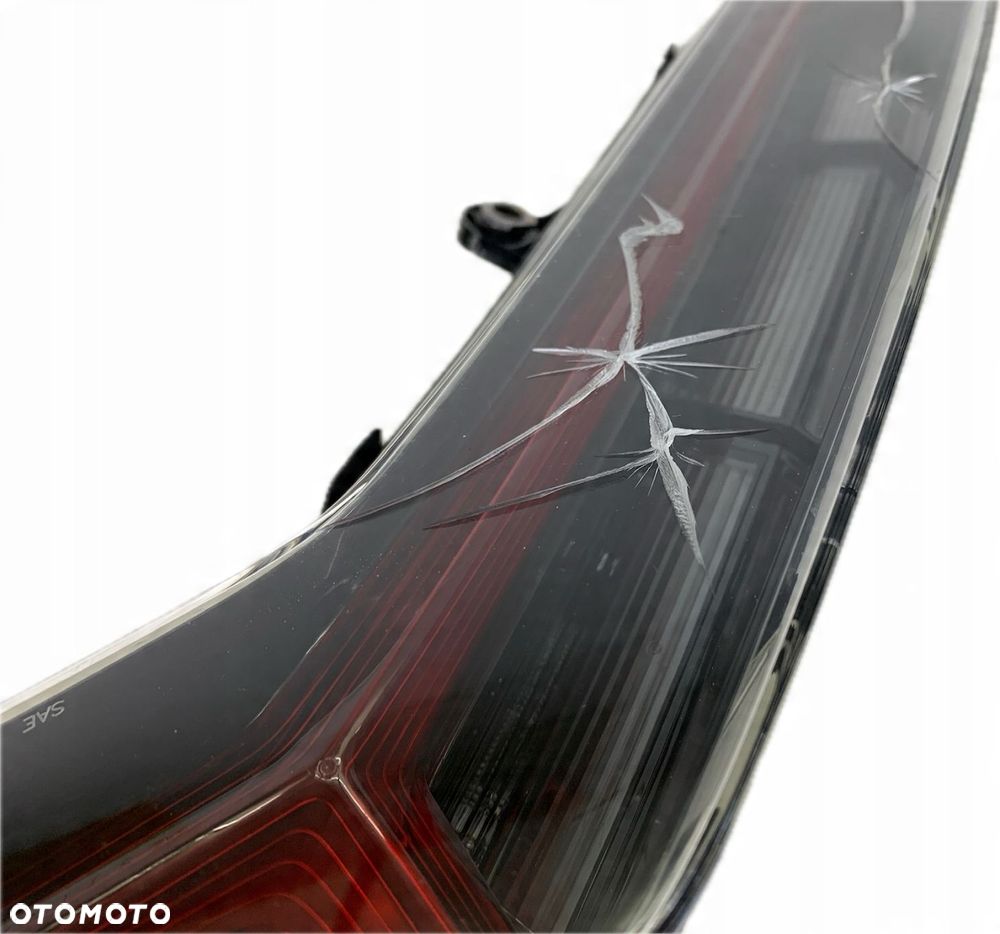 A6 LAMBORGHINI HURACAN LAMPA PRAWA TYLNA TYŁ EU 4T0945096 - 15