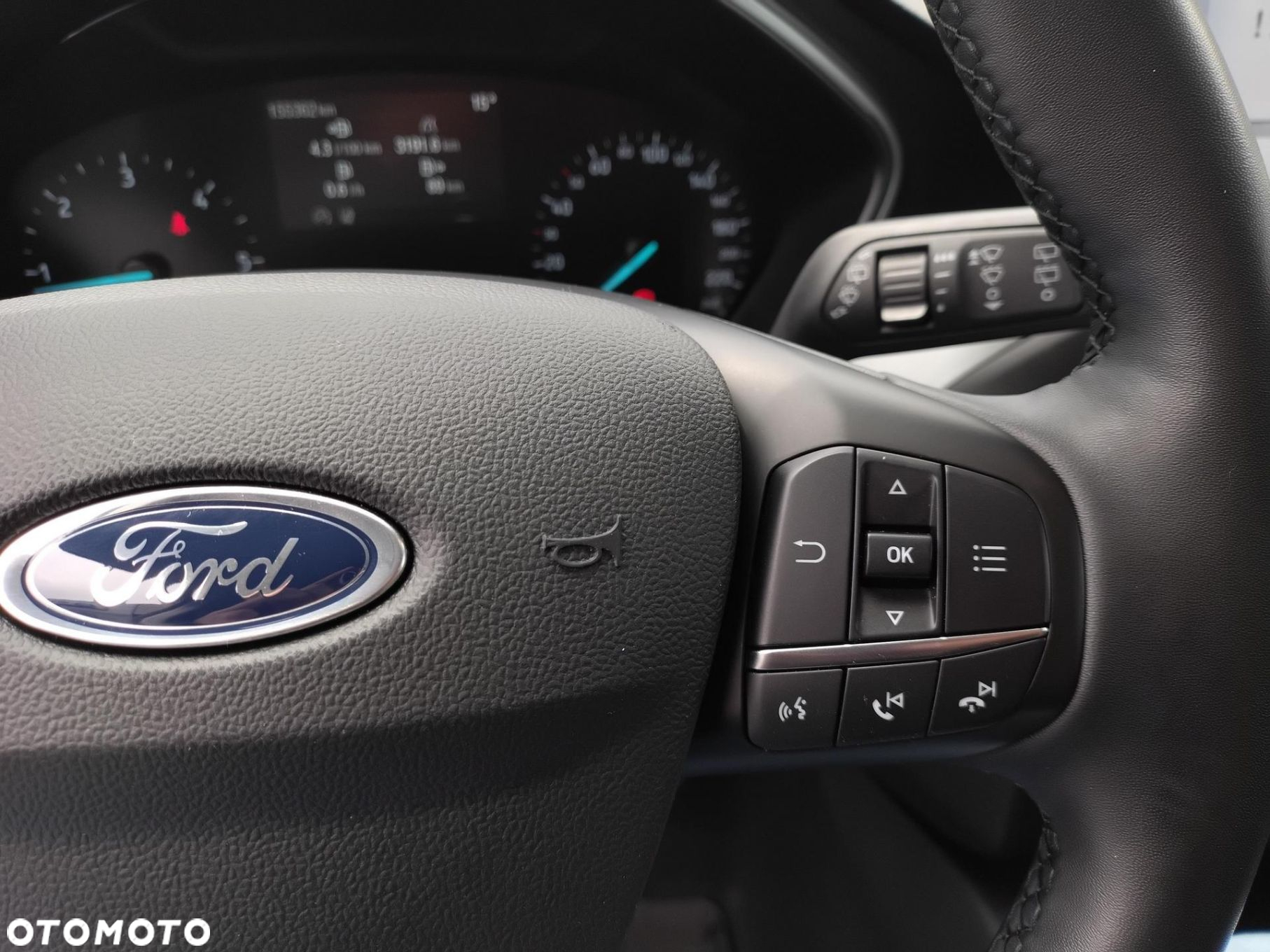 Ford Focus 1.5 EcoBlue Connected - 13
