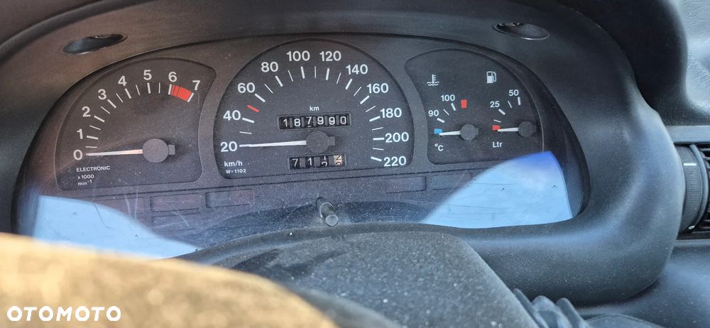 Opel Astra 1.6 16V 100 - 4