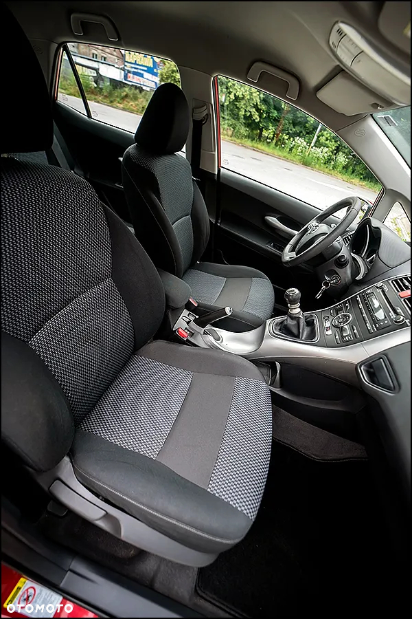Toyota Auris - 32