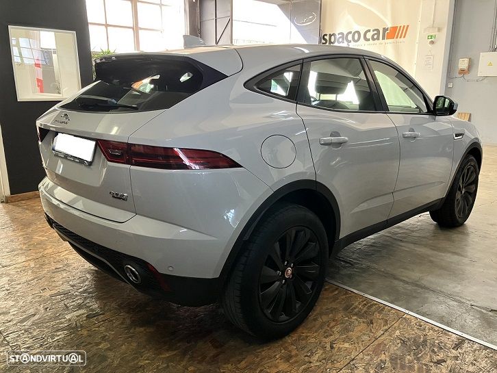 Jaguar E-Pace 2.0 i4D R-Dynamic S AWD Aut. - 4