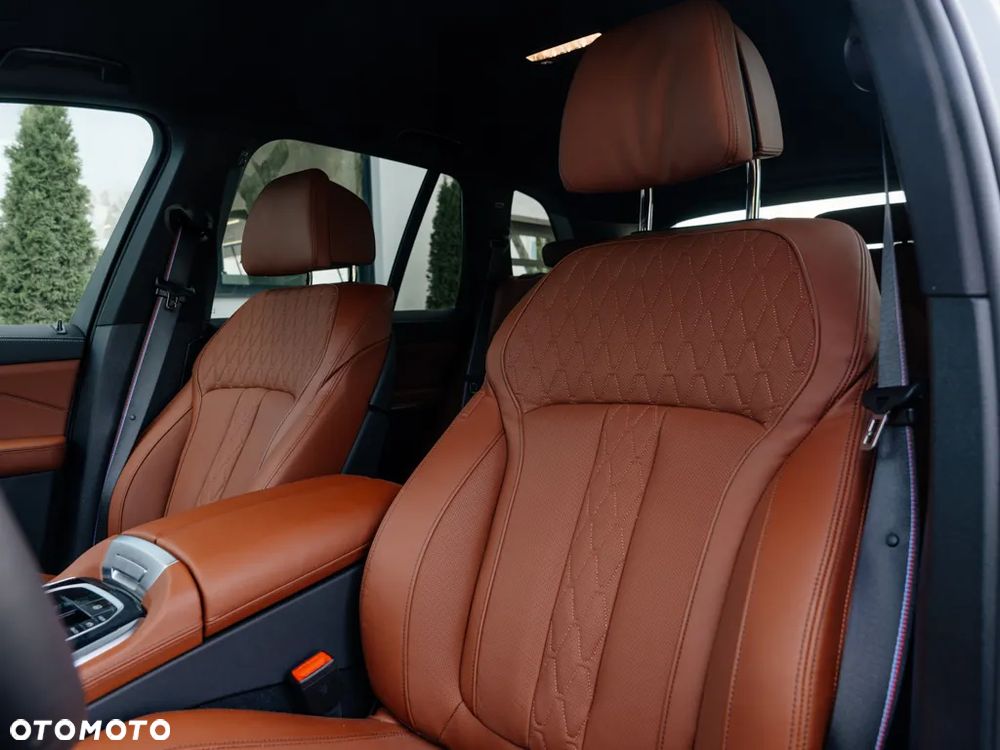 BMW X5 xDrive40i - 14