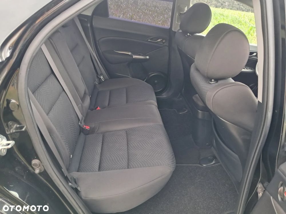 Honda Civic 1.4 i-VTEC - 14