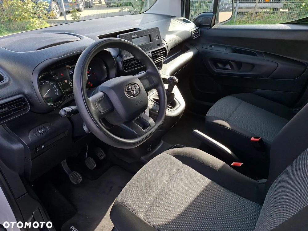 Toyota Proace City Verso 1.5 D-4D Business - 10