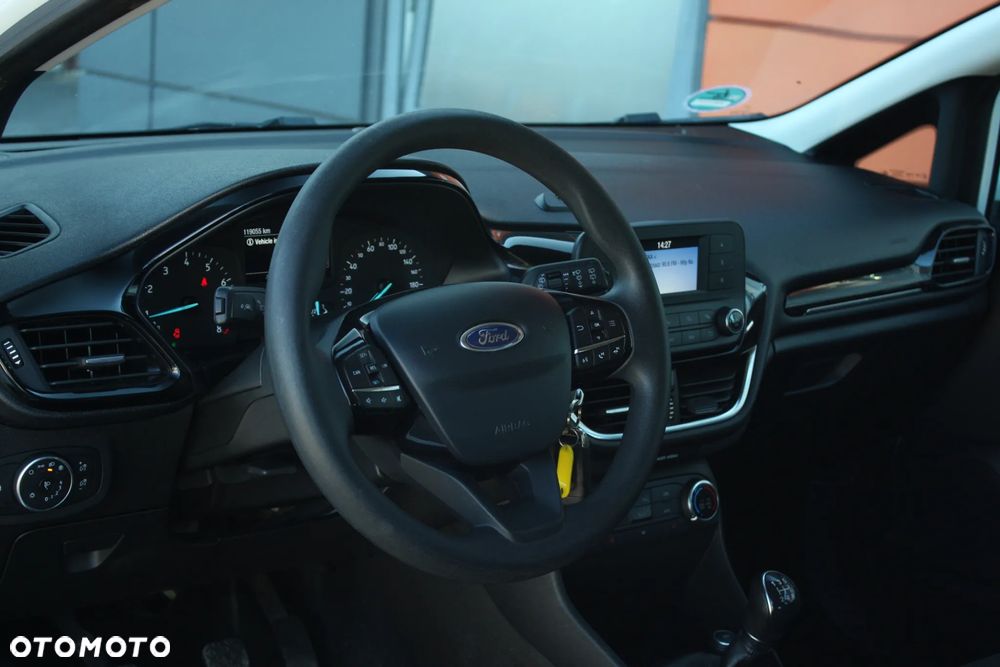 Ford Fiesta 1.1 COOL&CONNECT - 8