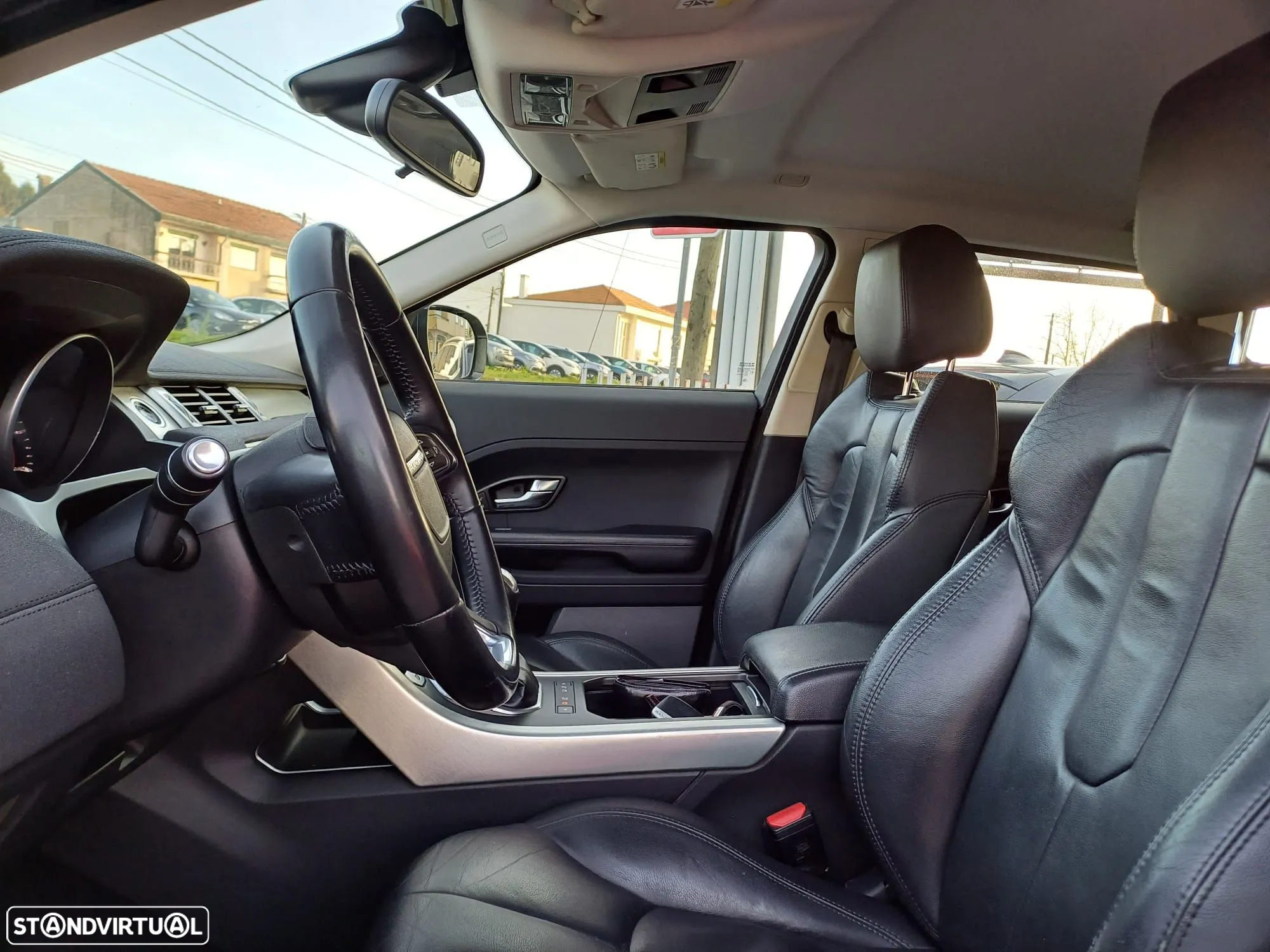 Land Rover Range Rover Evoque 2.2 SD4 Pure Tech - 16