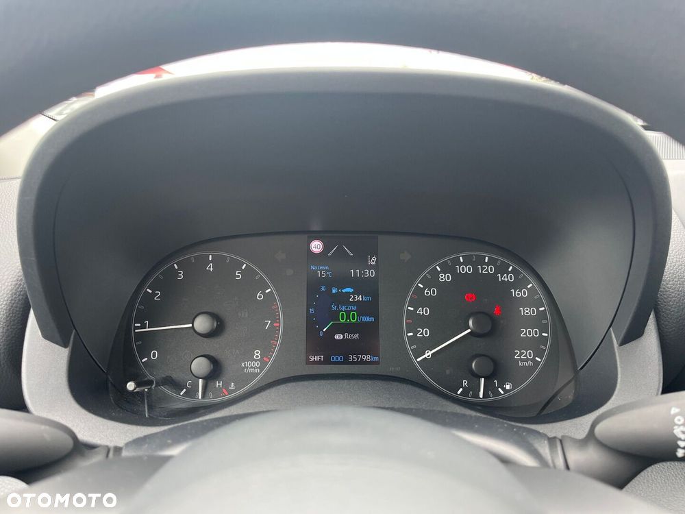 Toyota Yaris - 11