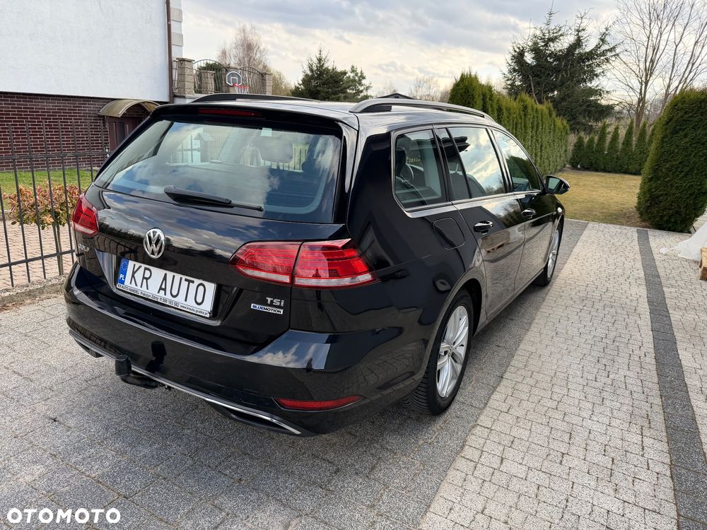 Volkswagen Golf 1.5 TSI BlueMotion ACT DSG Highline - 4