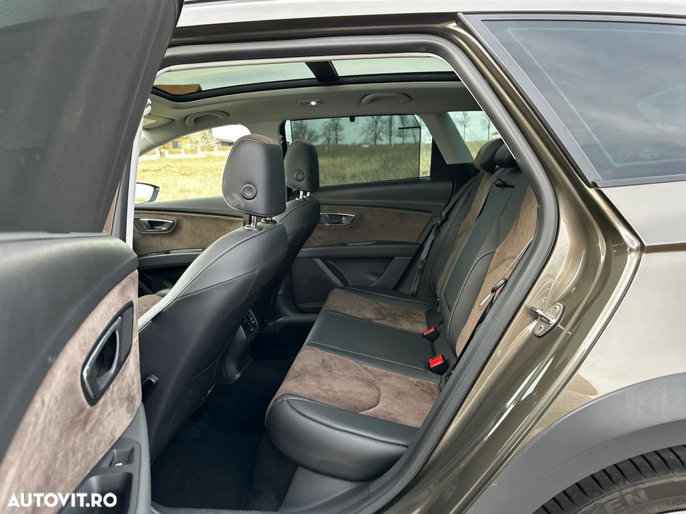 Seat Leon 2.0 TDI Start&Stop 4DRIVE DSG X-Perience - 25