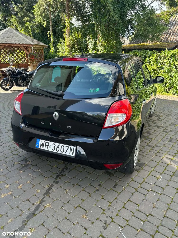 Renault Clio 1.5 dCi Alize - 4