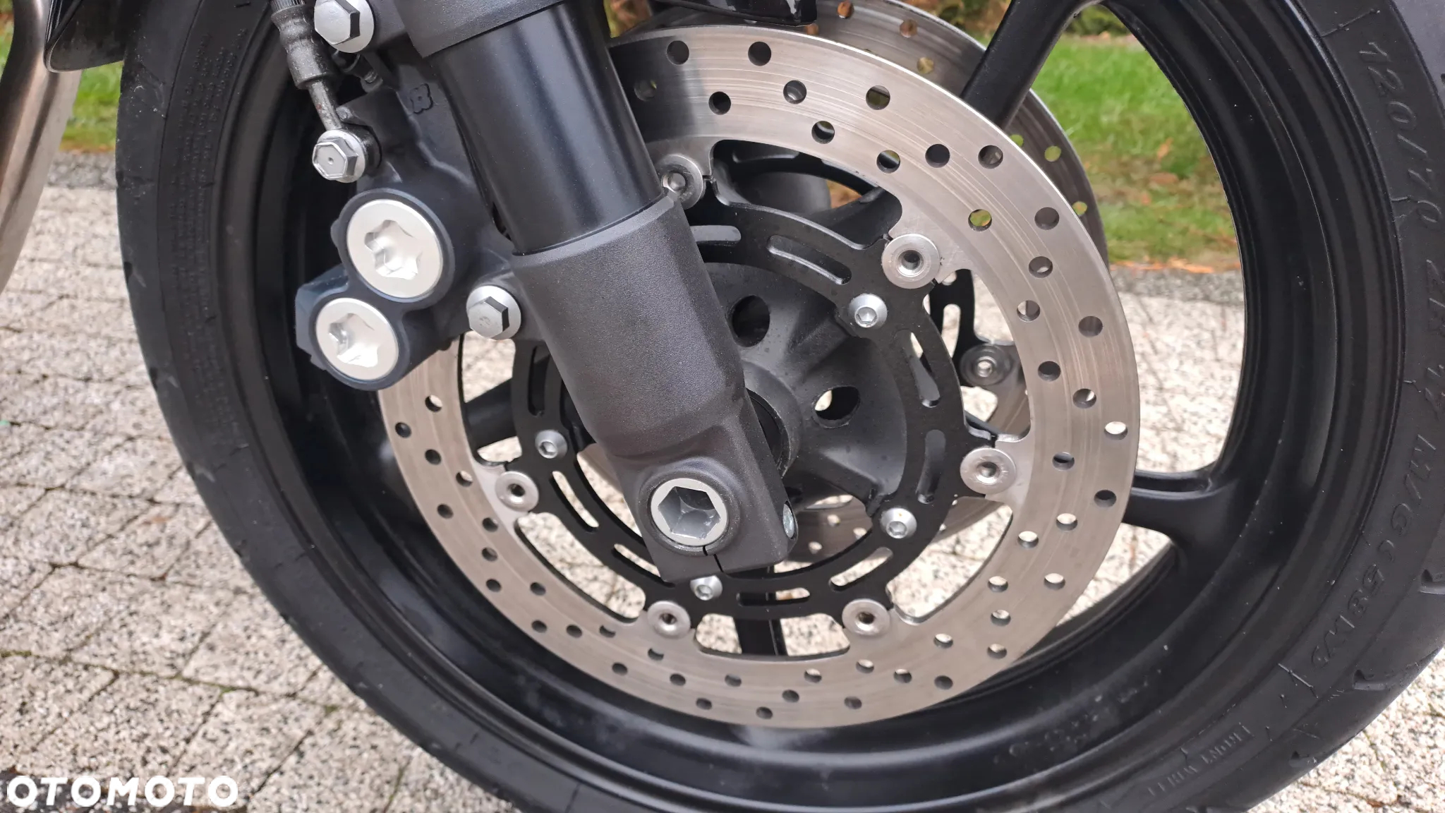 Yamaha FZ - 14