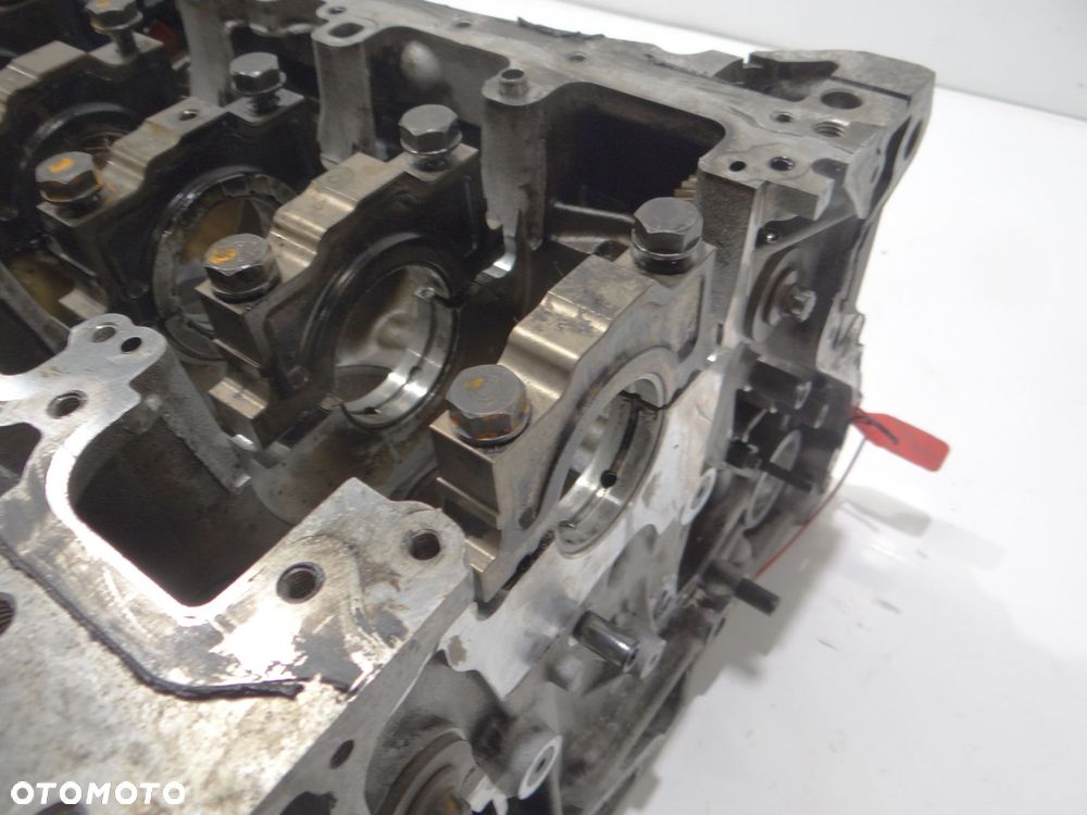 BLOK SILNIKA BMW F10 N47D20C 7810596 - 9