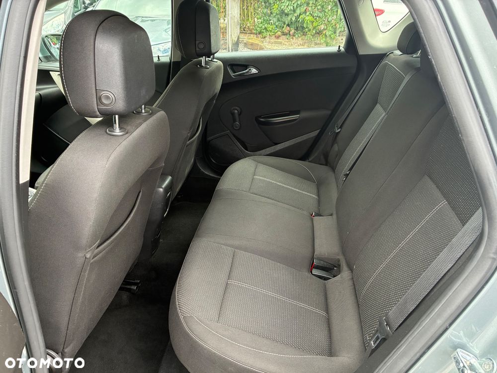 Opel Astra 1.4 Turbo Active - 10