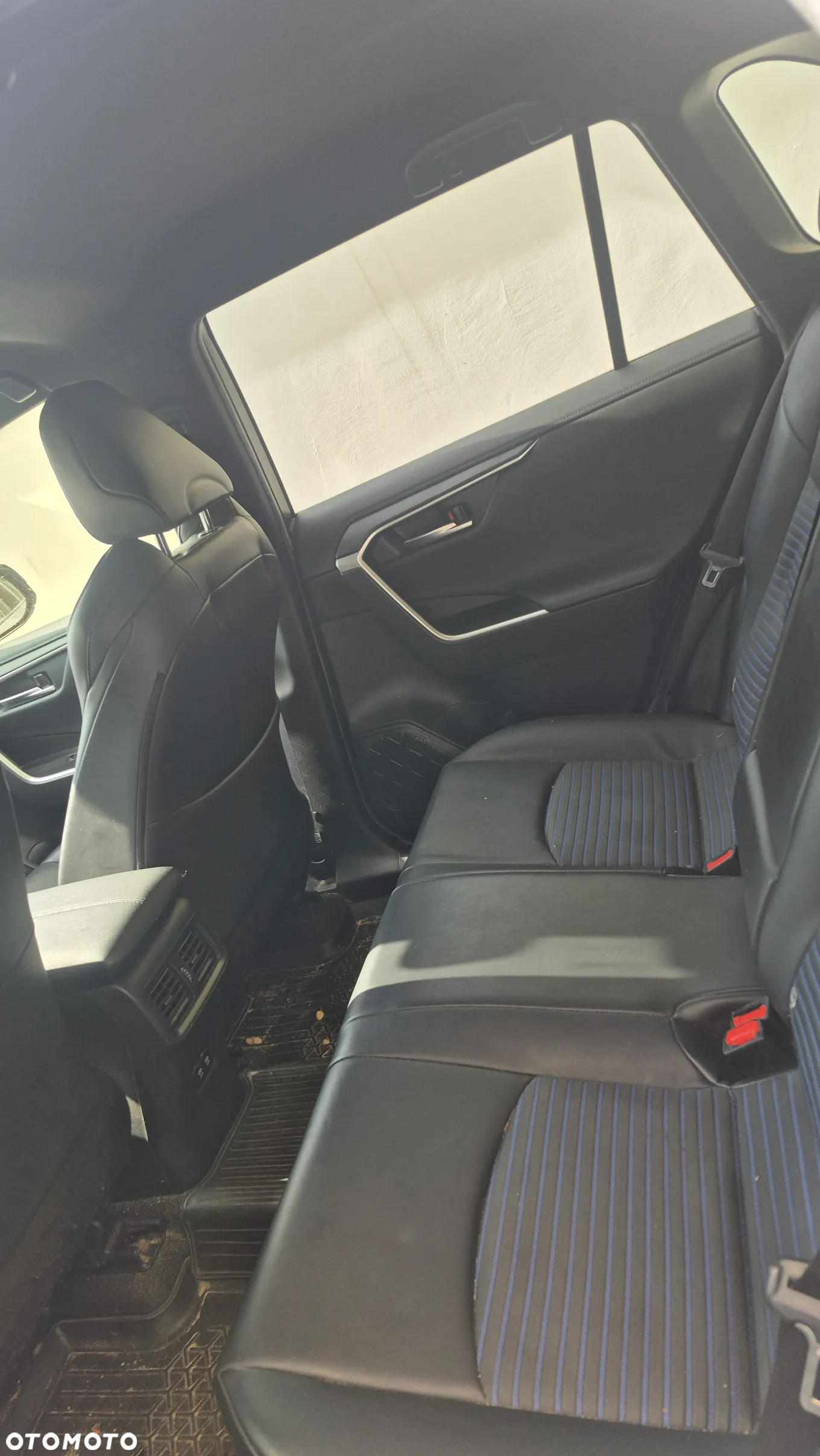 Toyota RAV4 2.5 Hybrid Selection 4x4 - 5