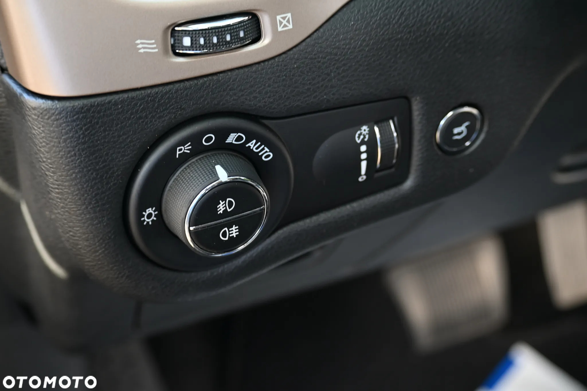 Jeep Cherokee 2.0 Multijet Active Drive II Automatik Limited - 29