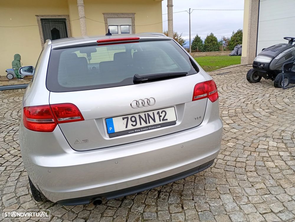 Audi A3 Sportback 1.6 TDI Attraction - 3