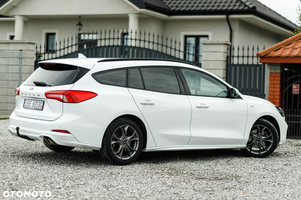 Ford Focus 1.5 EcoBlue Start-Stopp-System ST-LINE X - 18