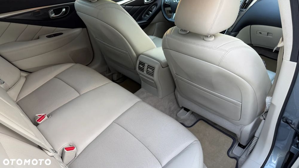 Infiniti Q50 - 18