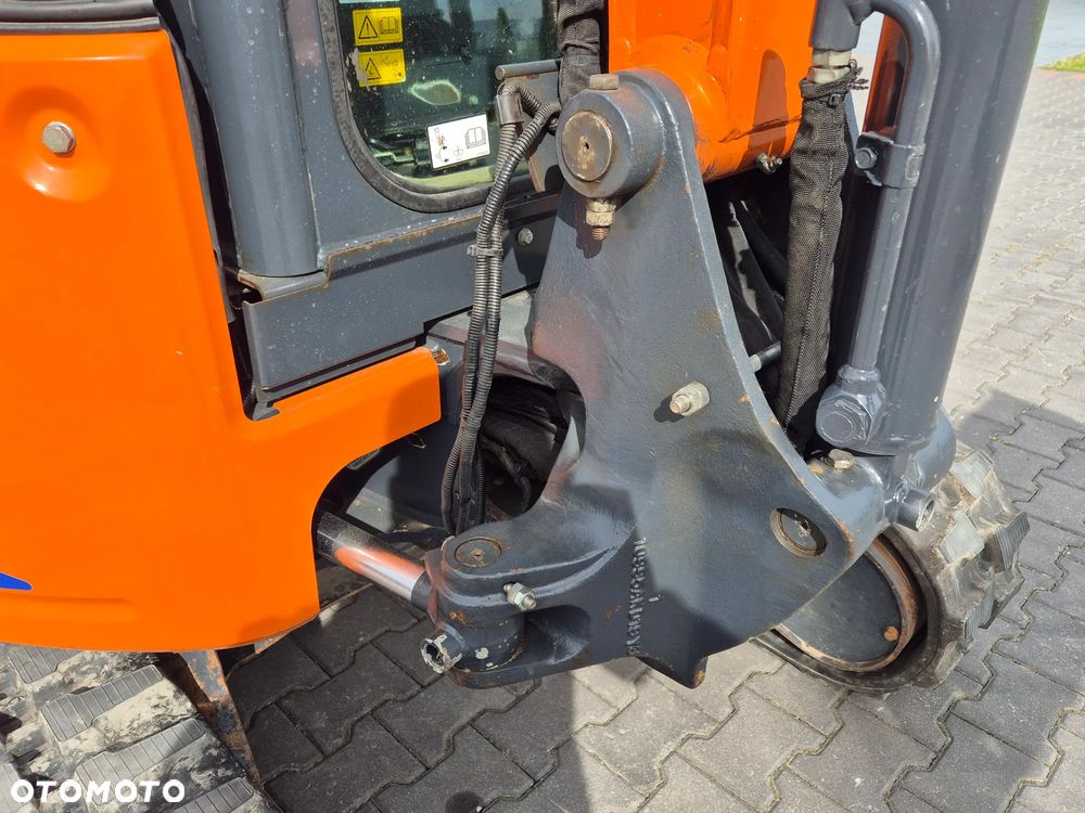 Hitachi ZX26U-6/2720kg/ Maszyna sprowadzona - 24