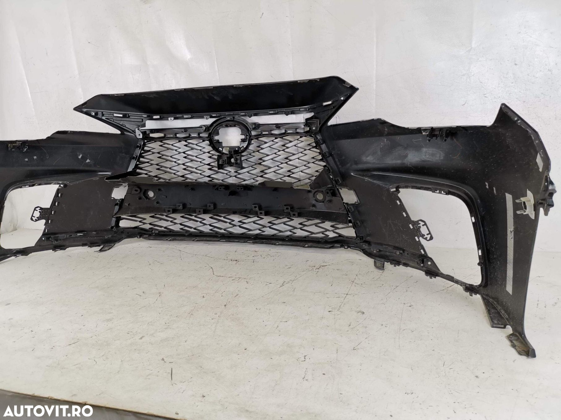 Bara Fata Cu Grila Centrala Lexus  RX 5 [2022 - 2024] V-Sport Original - 7