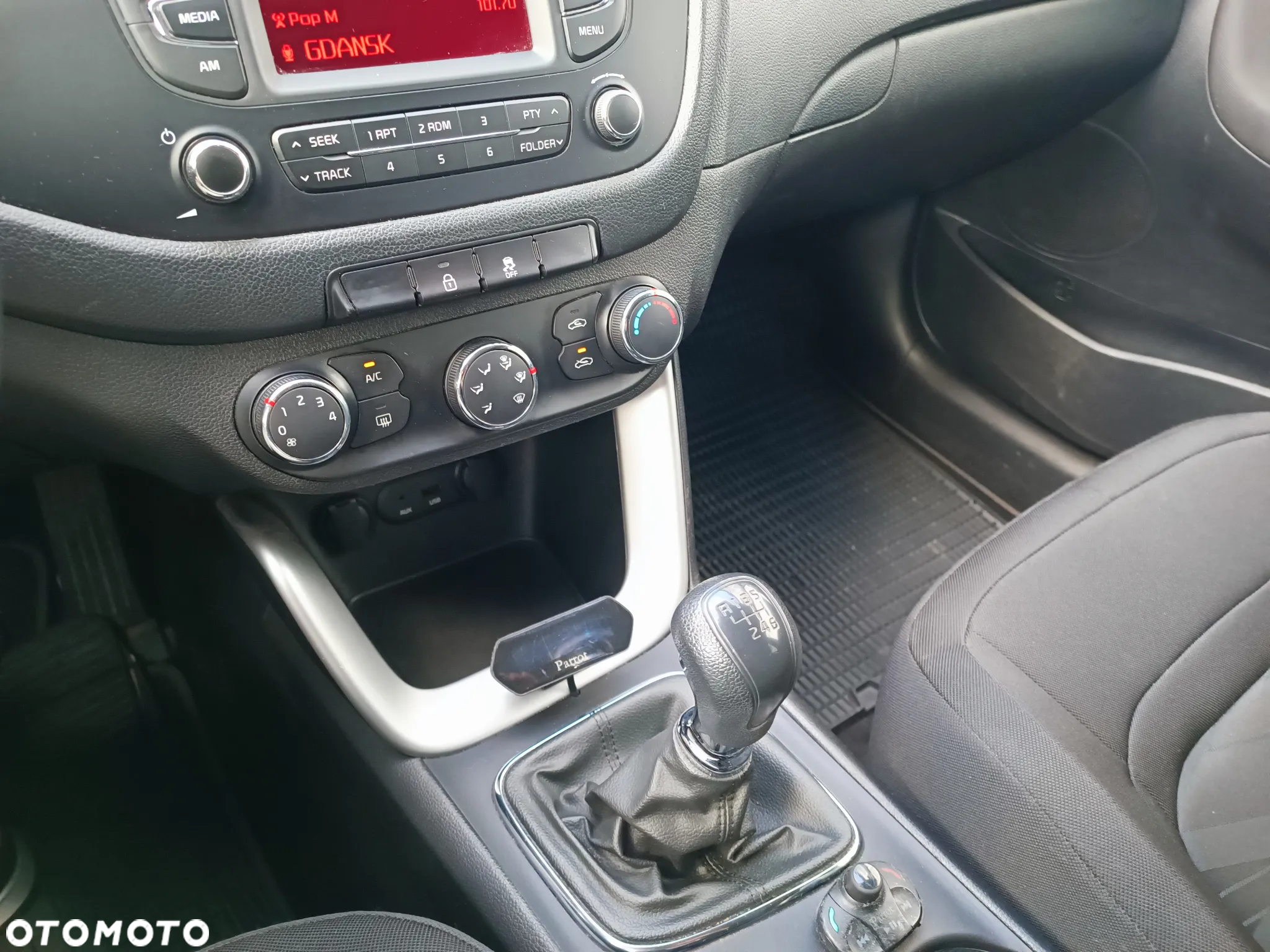 Kia Ceed 1.4 CVVT SW Vision - 17