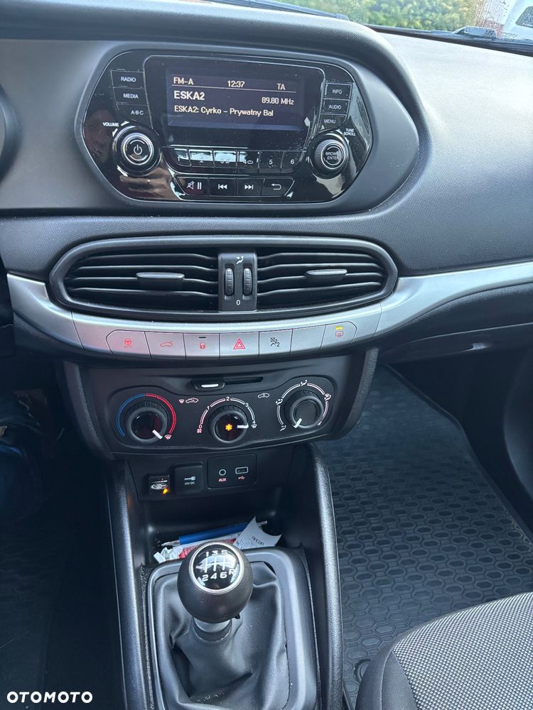 Fiat Tipo 1.4 16v Street - 9