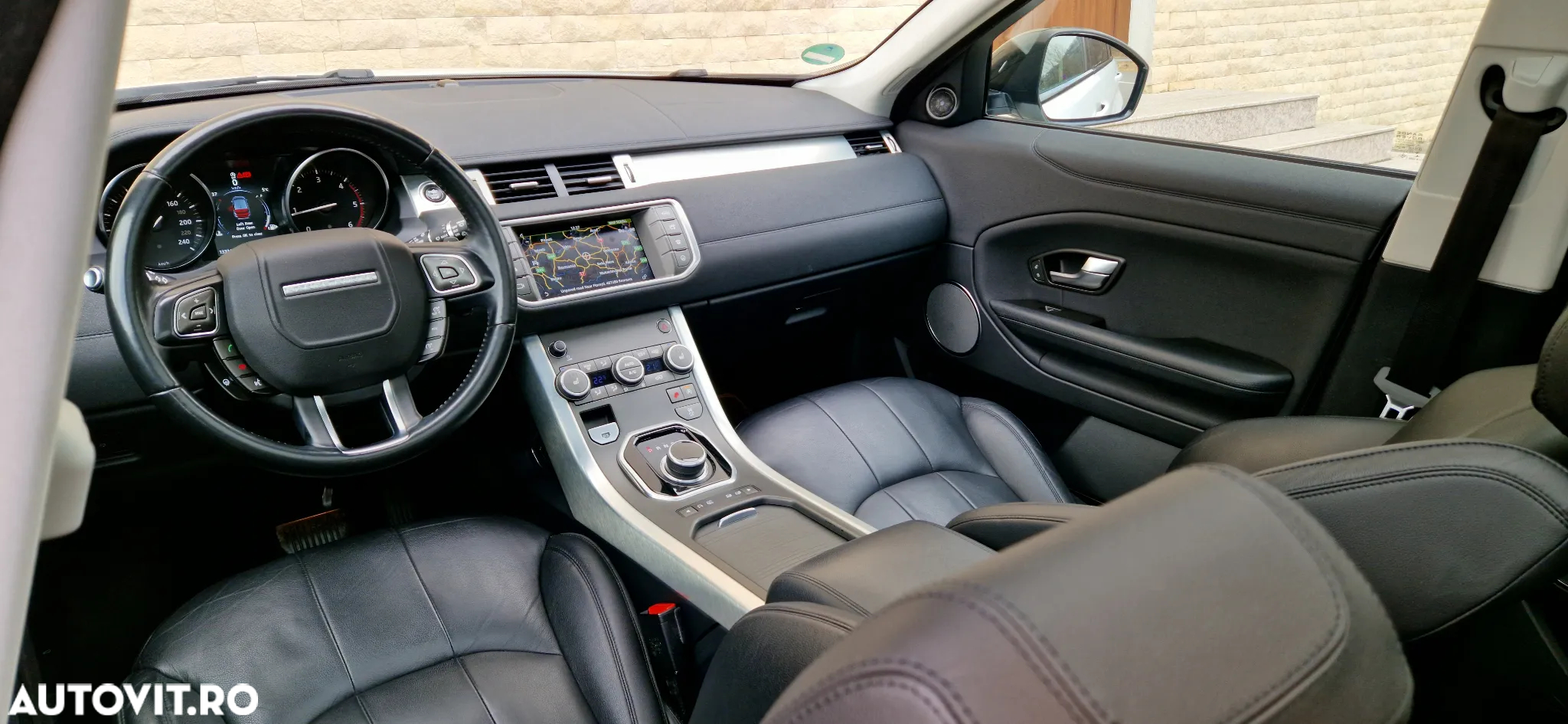 Land Rover Range Rover Evoque 2.0 D150 R-Dynamic HSE - 29