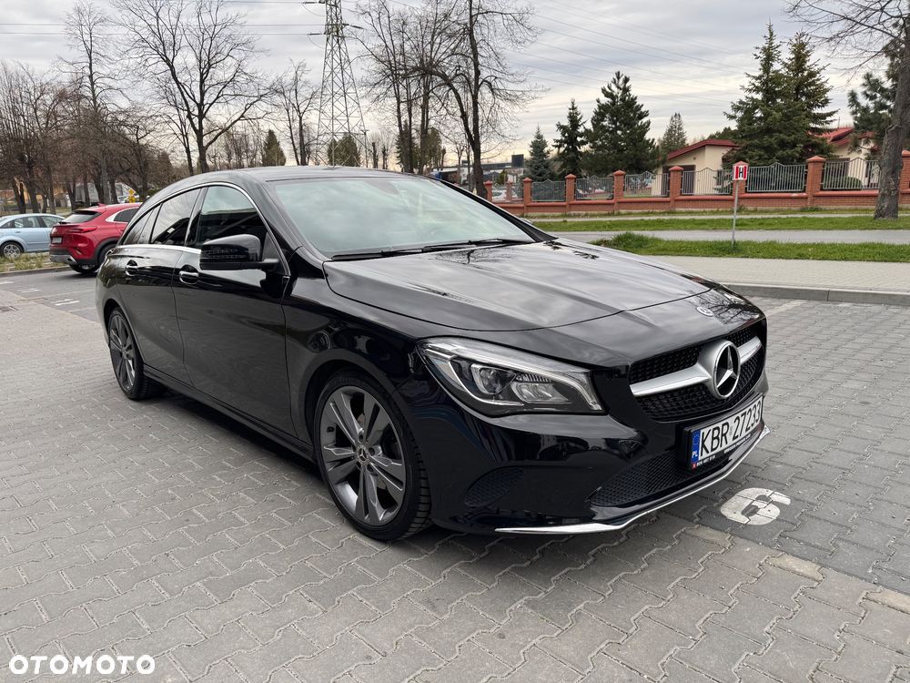 Mercedes-Benz CLA 180 7G-DCT AMG Line - 18