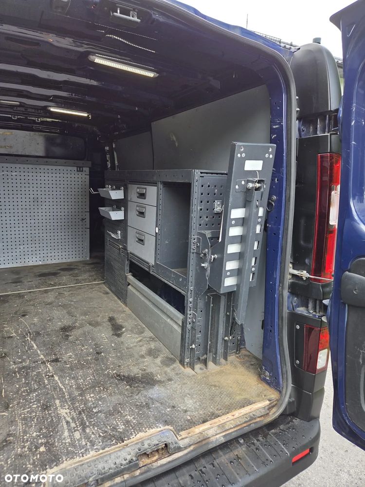 Renault Trafic - 11