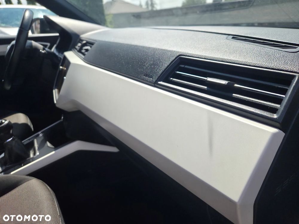 Seat Arona 1.0 Eco TSI XCELLENCE - 19
