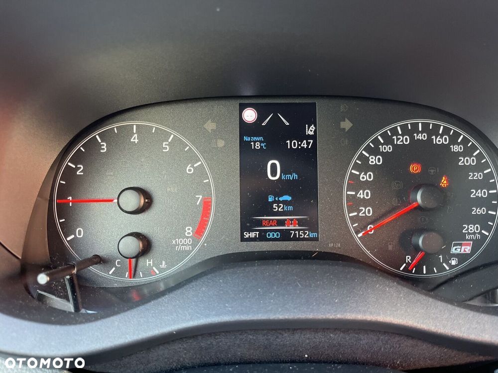Toyota GR Yaris 1.6 Dynamic - 12