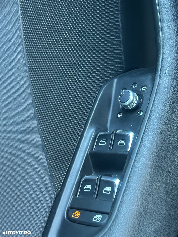 Audi A3 1.6 TDI ack S tronic Ambiente - 12