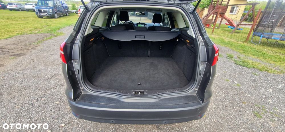 Ford Focus 1.0 EcoBoost STart-Stopp-System TITANIUM DESIGN - 30