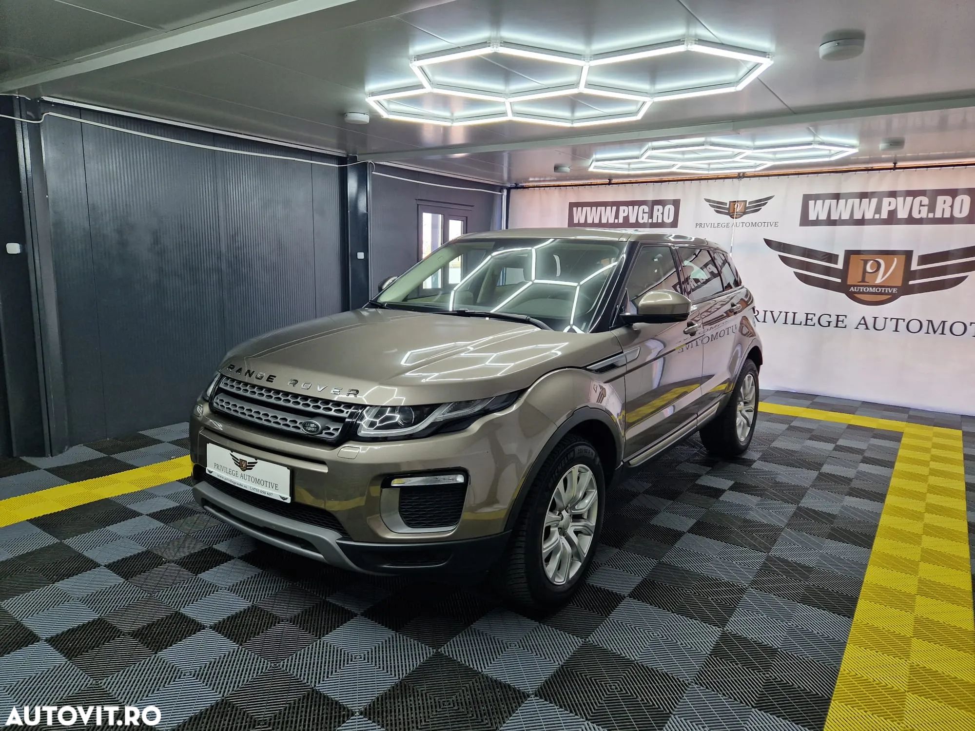 Land Rover Range Rover Evoque 2.0 D150 HSE - 1